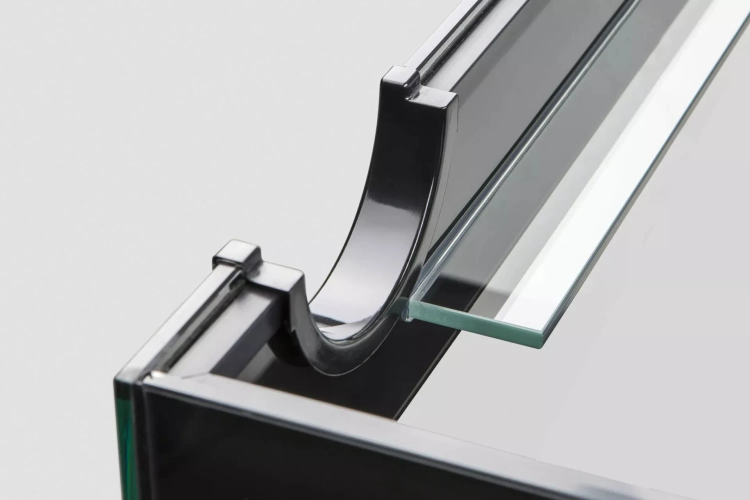 AQUAEL Glossy 120 LED 2.0 Noir Laqué Aquarium 120 Cm, Volume 260 L Et éclairage Leds 9 AQUAEL Glossy 120 LED 2.0 Noir Laqué Aquarium 120 Cm, Volume 260 L Et éclairage Leds – Image 9